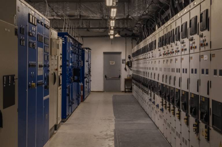 High Performance Master Switch Board for Efficient Power Control